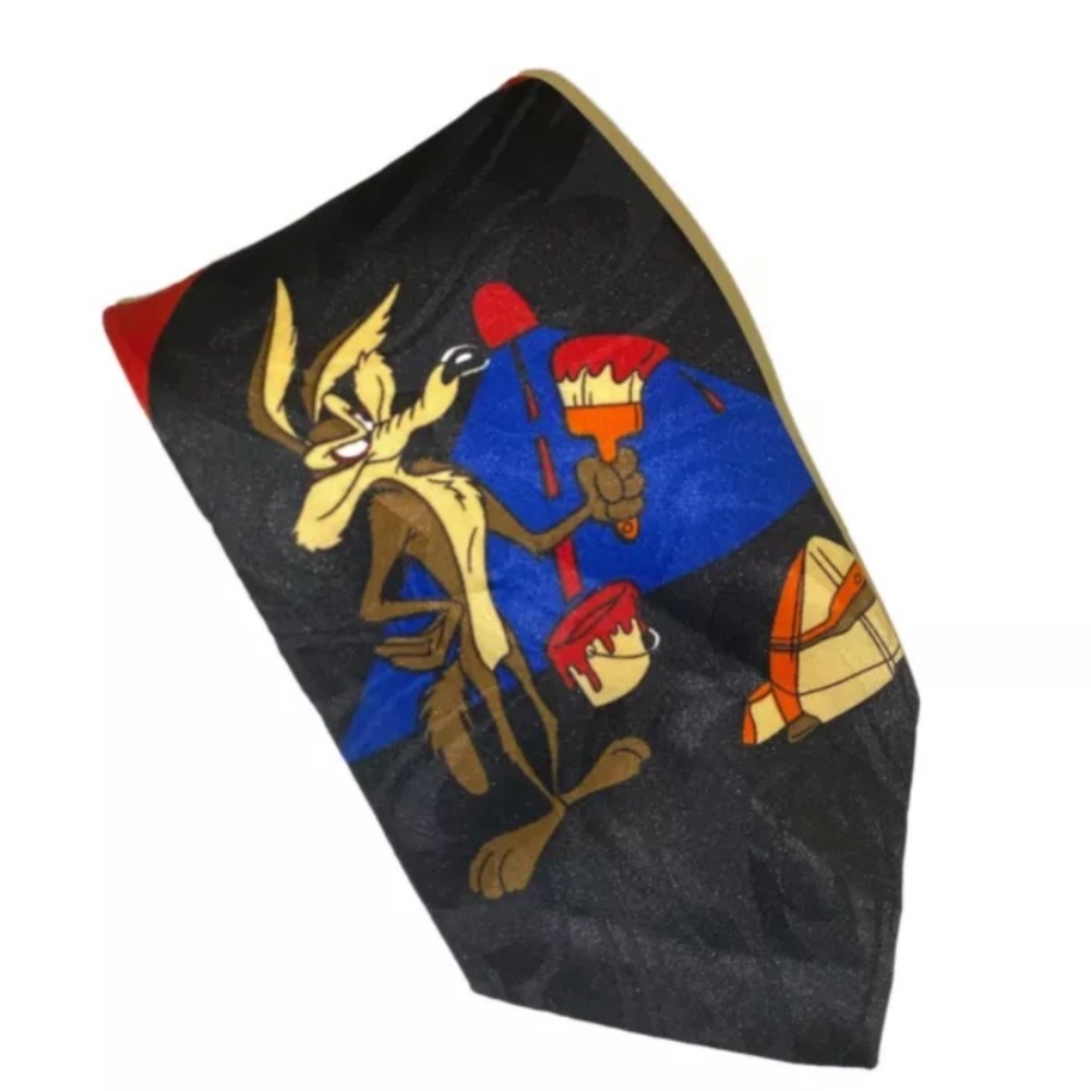 Warner Brothers Roadrunner & Wile E Coyote Necktie